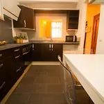 דירה Zone